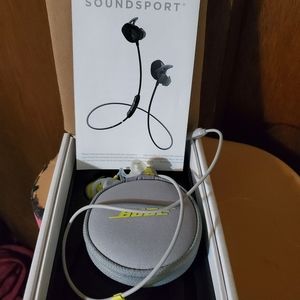 BOSE SOUNDSPORT